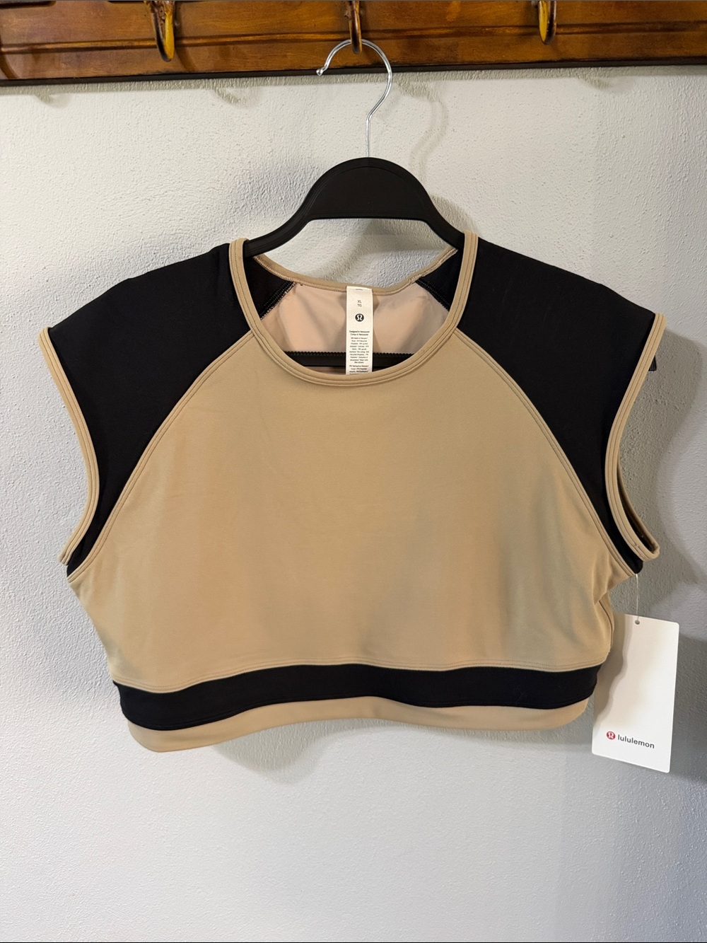 Lululemon Athletica Nulu Cropped Short-Sleeve Shirt *Retro Remix